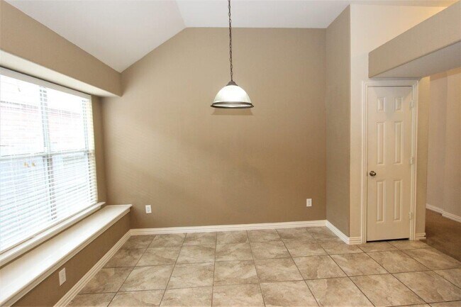 Building Photo - 8902 Peach Oak Crossing