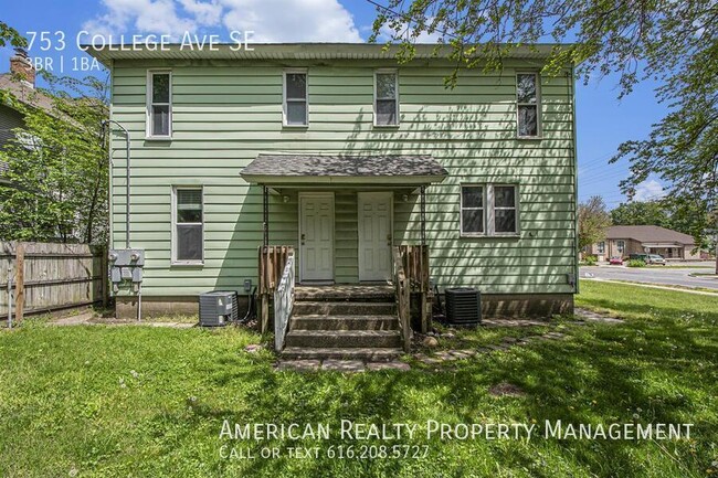 Building Photo - 753 College Ave SE