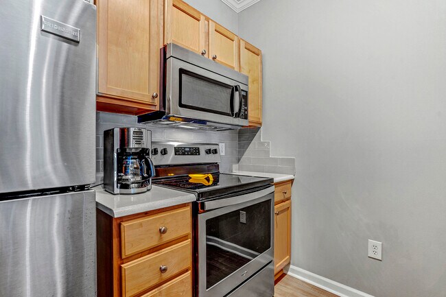 Building Photo - 801 Moratuck Dr