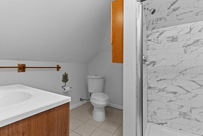 Building Photo - 16 Campo Seco St