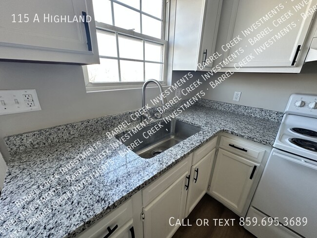 Building Photo - 115 A Highland Ct