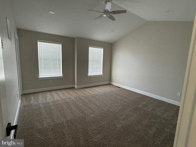 Building Photo - 116 Isabella Dr