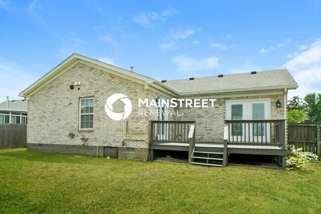 Building Photo - 3 Bedroom Pet-Friendly Home in SHEPHERDSVILLE, KY with Main Street Renewal