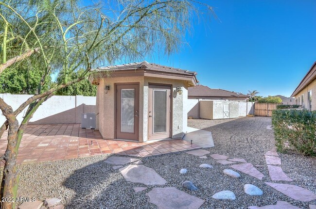 Building Photo - 7720 W Foothill Dr