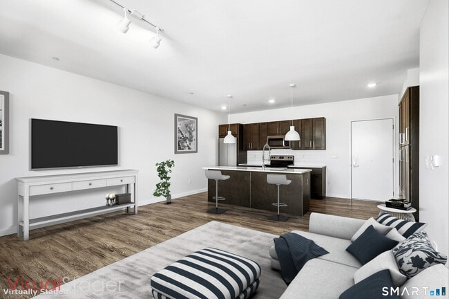 Building Photo - 19 Day St