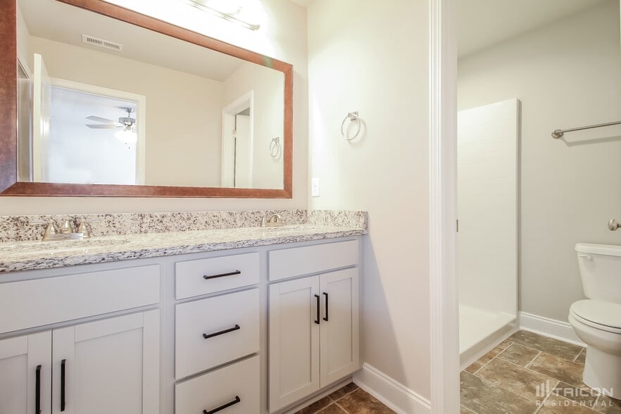 Building Photo - 109 Patagonia Rd