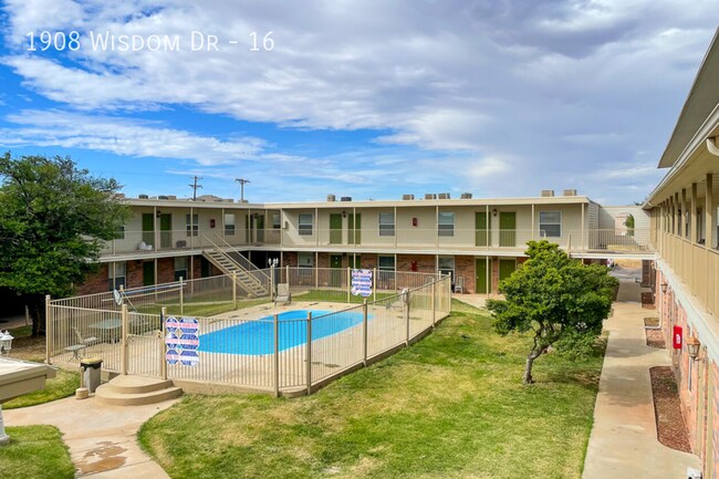 Building Photo - 1908 Wisdom Dr