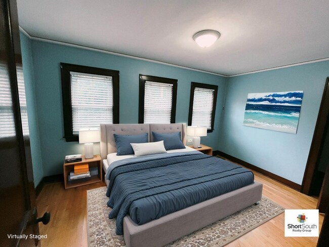 Building Photo - Recently updated 4 bed 1.5 bath Single Fam...