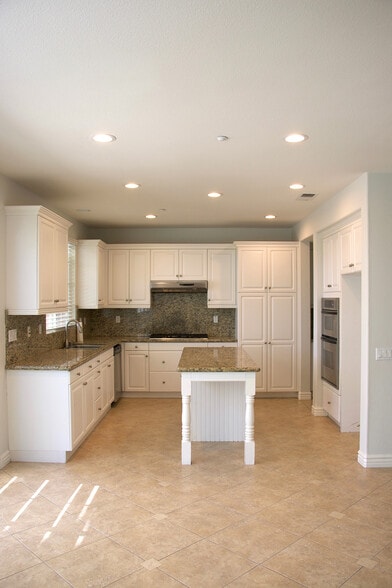 Spacious Kitchen - 2 Cousteau Ln