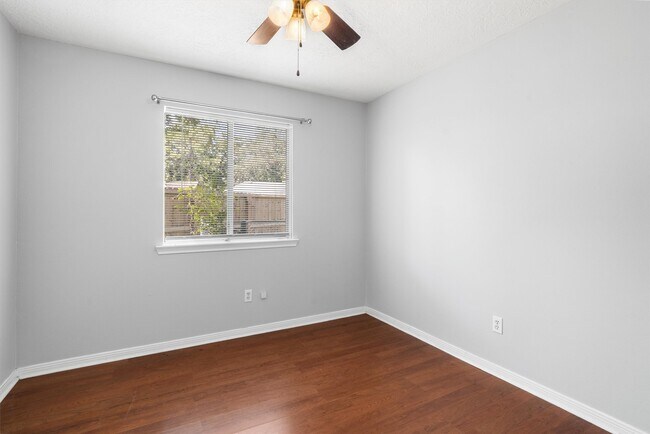 Building Photo - 3006 Stargrass Ct
