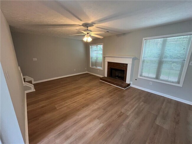 Building Photo - 3219 Roundfield Cir