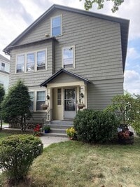 Building Photo - 446 Chandler St
