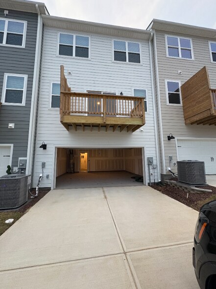 Building Photo - 766 Dorset Strm Dr