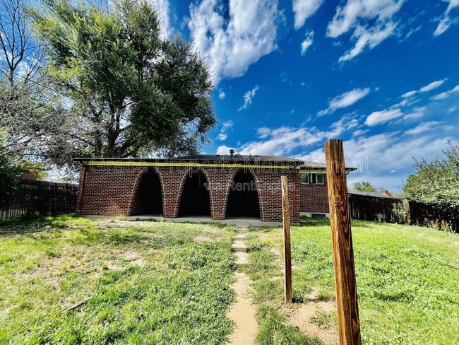 Building Photo - 10758 Ogden St