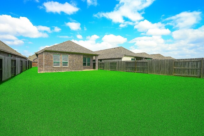 Building Photo - 29331 Mesquite Oaks Dr