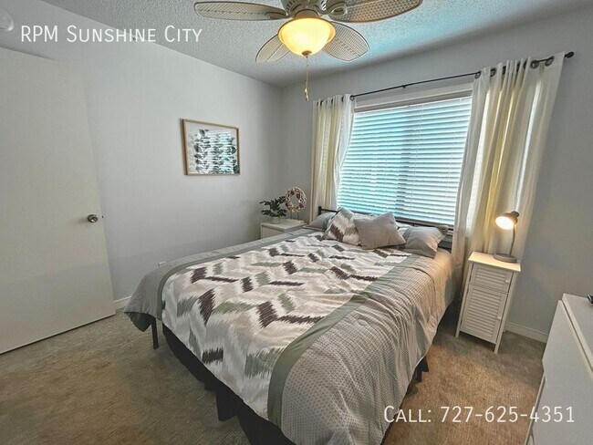 Building Photo - 5724 La Puerta Del Sol Blvd S