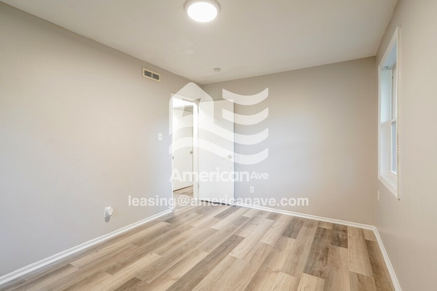 Building Photo - 1450 Wyman St NE