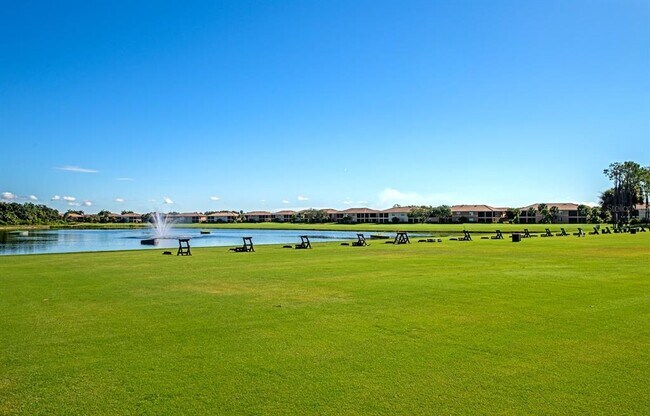 Building Photo - 243 River Enclave Ct
