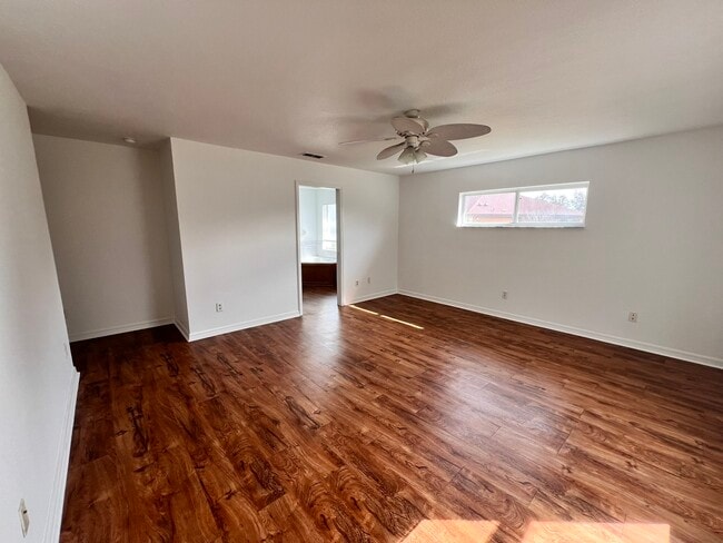 Building Photo - 10900 SW 45th Terrace