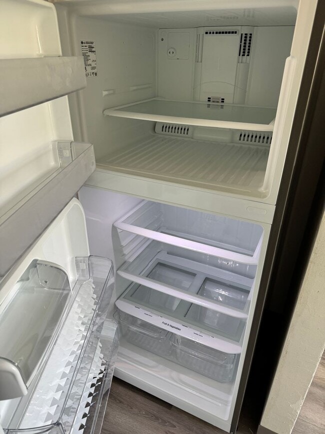 Building Photo - Updated 2 bedroom 1.5 bathroom duplex!  $200.00 MOVE-IN SPECIAL