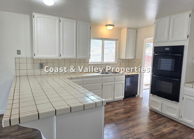 Building Photo - Beautiful Country Home for RENT!!!
