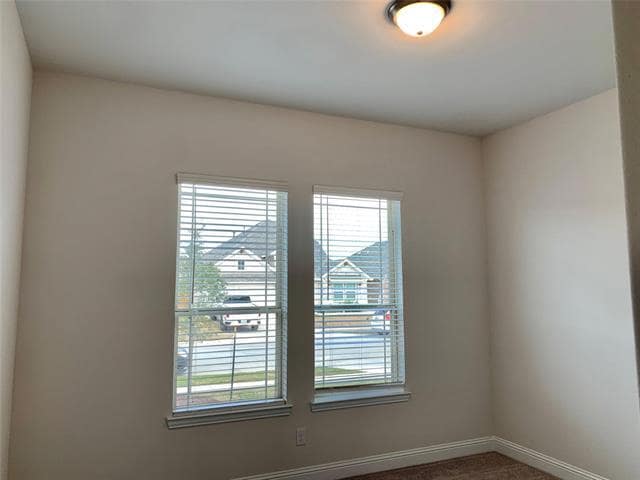 Building Photo - 822 Susan St