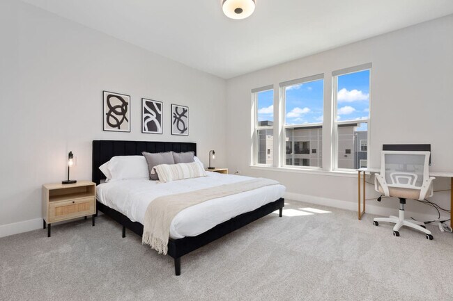 Building Photo - 28294 Ferry Rd