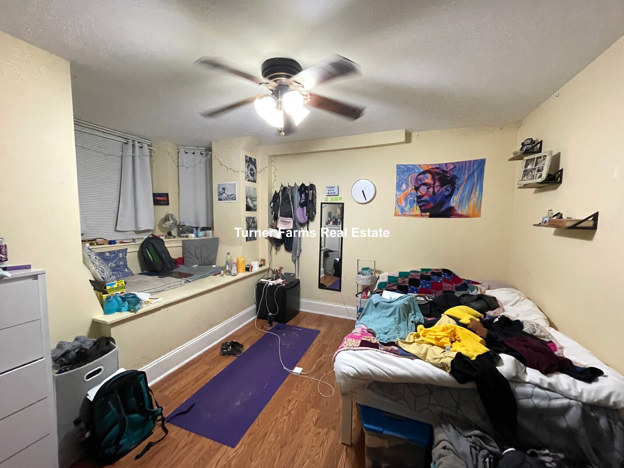 Building Photo - 731 Parker St