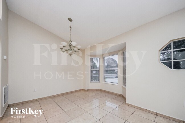 Building Photo - 1307 Dover Dr