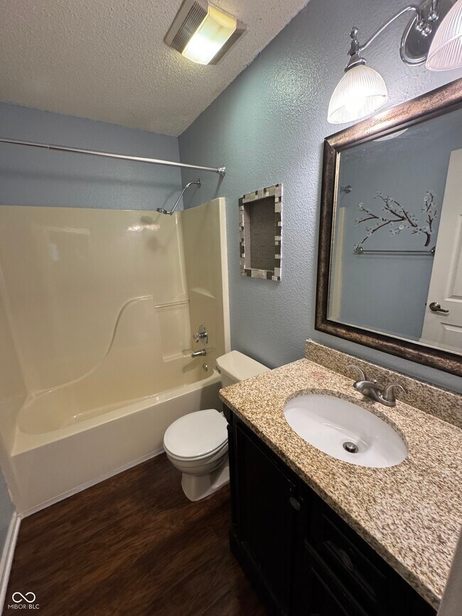 Building Photo - 4631 W Smith Valley Rd