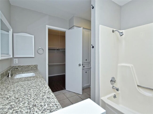 Building Photo - 12100 Sage Hen Ct