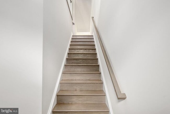 Building Photo - 354 Evermore Ln