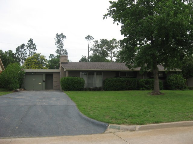 Primary Photo - 2635 NW 55th Terrace