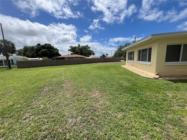 Building Photo - 20282 Albury Dr