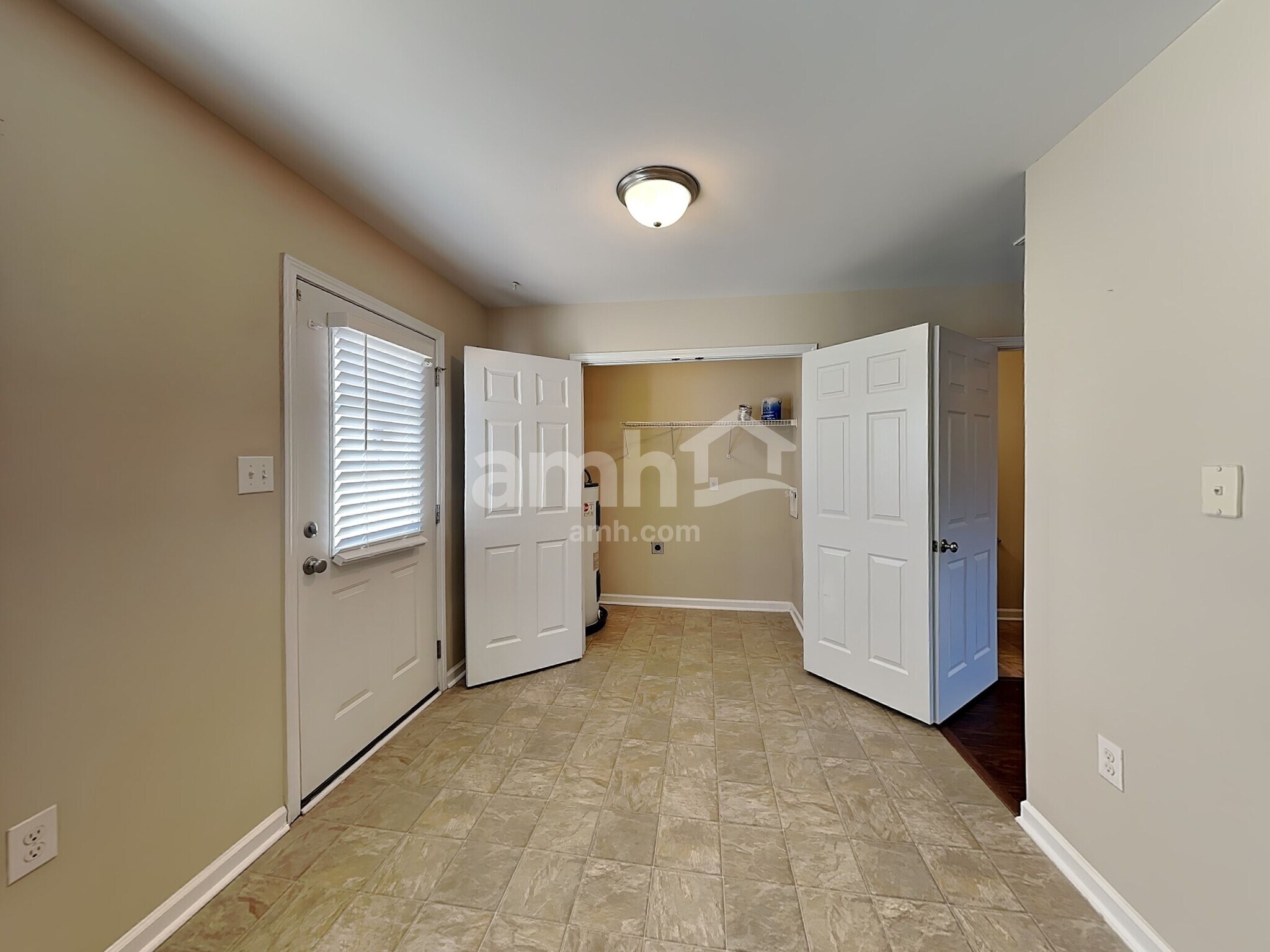 Building Photo - 79 Wolf Creek Ln