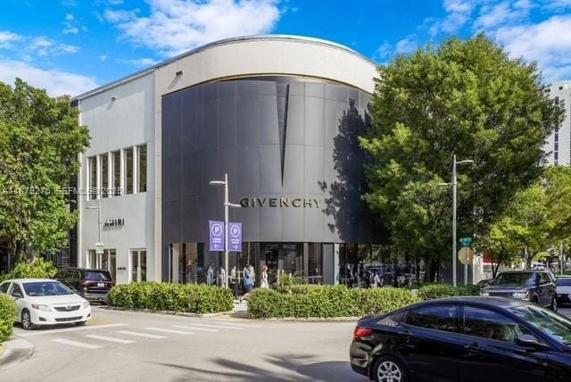 Building Photo - 177 NE 44th St