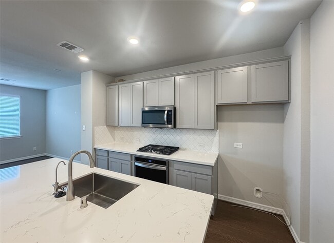 Building Photo - 9503 Towne Lake Pkwy