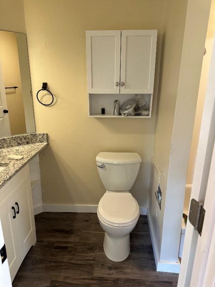 Building Photo - 2131 Quail Creek Dr