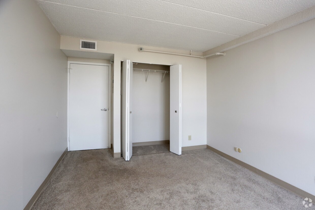 808 812 Memorial Dr Cambridge Ma Apartment Finder