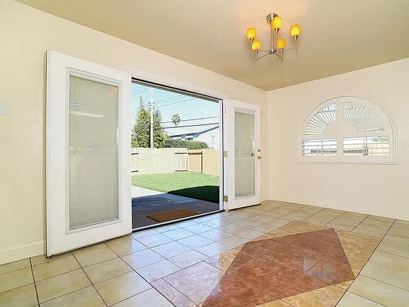 Building Photo - 6545 Vernace Way