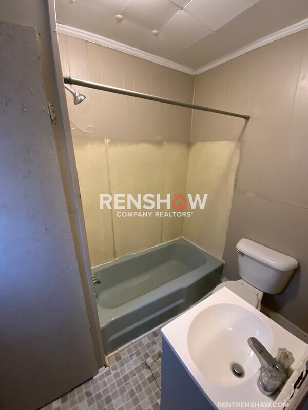 Building Photo - 1306 W Countryman St