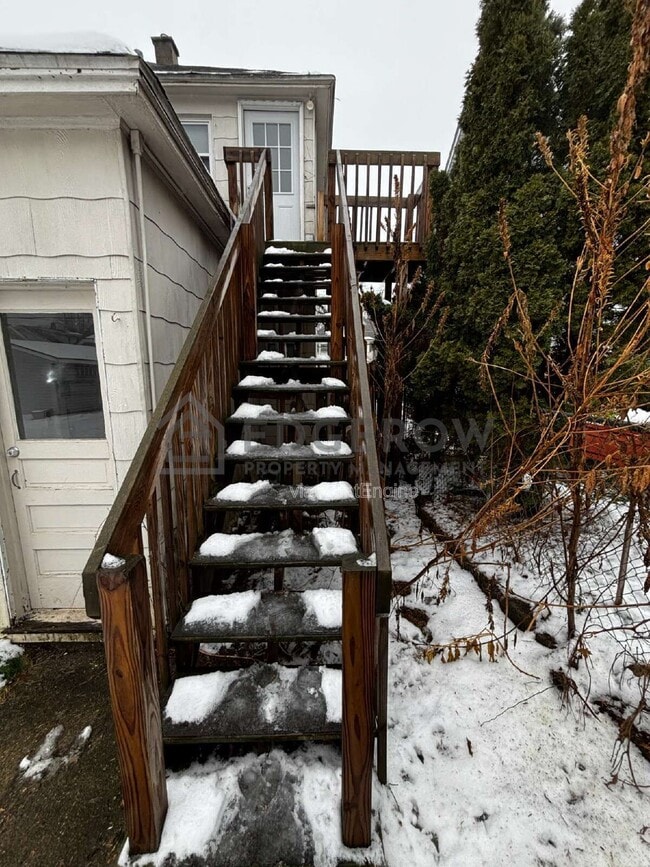 Building Photo - 1243 Crosby St NW