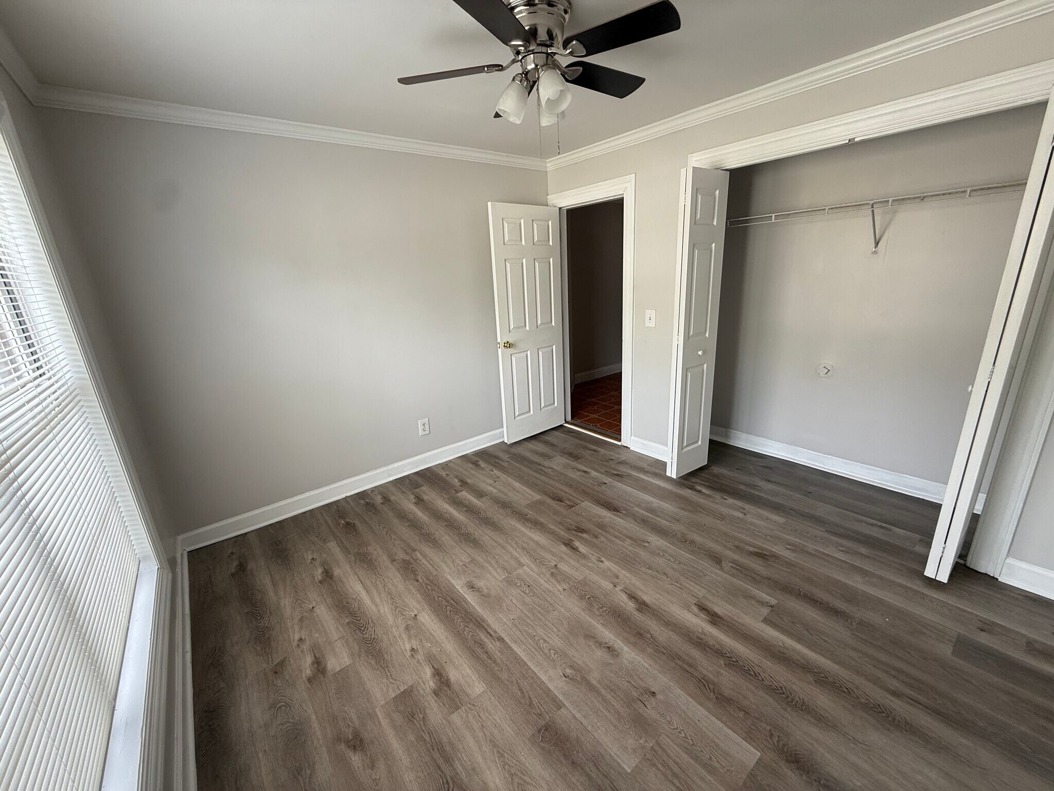 Building Photo - 5600 Sugar Crossing Dr