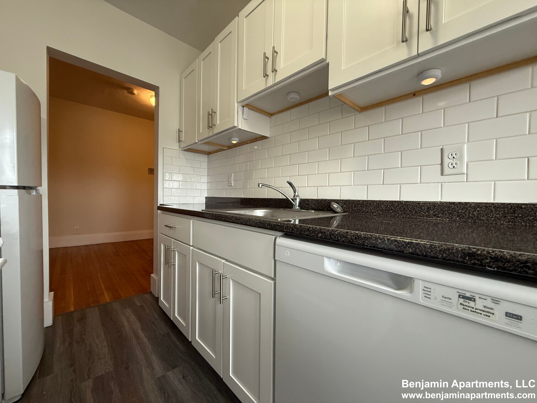 Building Photo - 116 Washington St