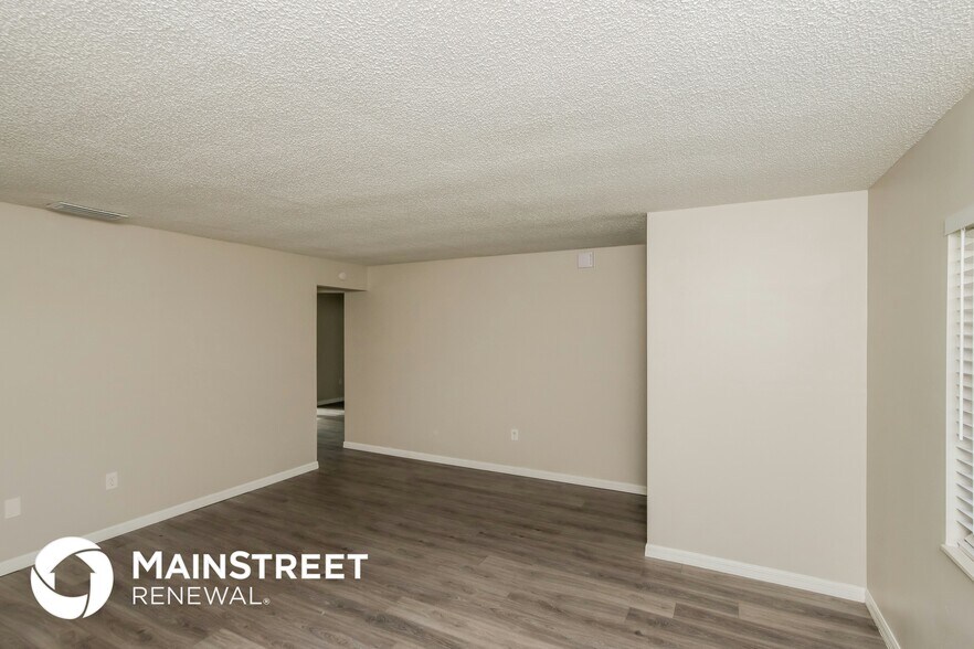 Building Photo - 486 Catalina Ave
