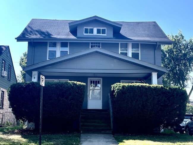 Primary Photo - Nicely Remodeled 3beds/2bath House in Fern...