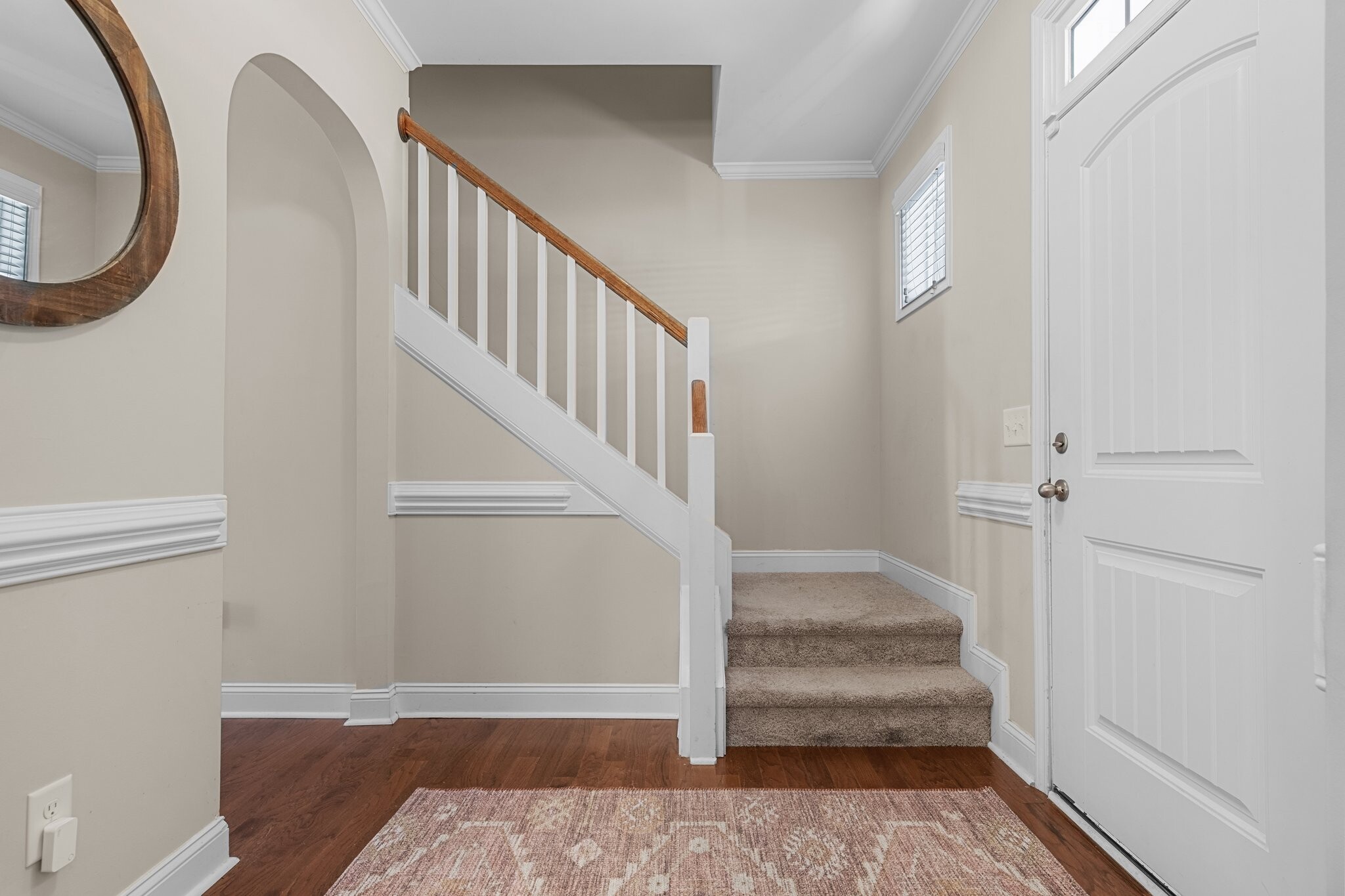 Building Photo - 789 Equestrian Way