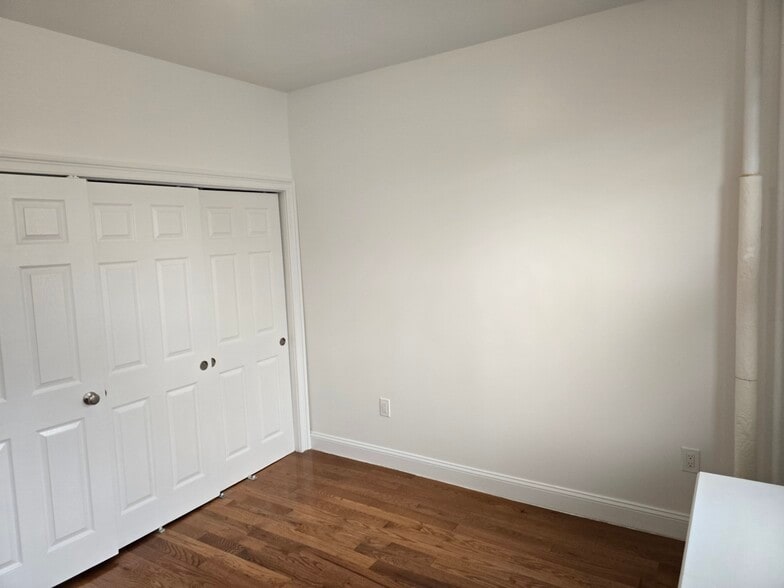 Building Photo - 7505 Palisade Ave