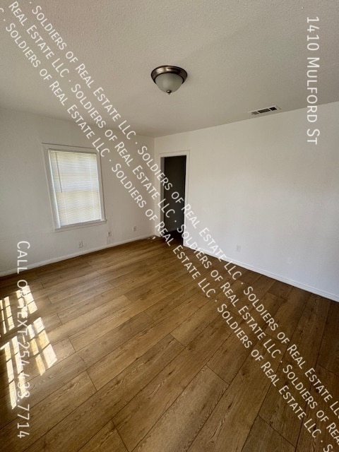 Building Photo - 1410 Mulford St