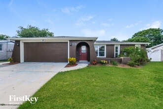 Building Photo - 9021 St Clair Ln